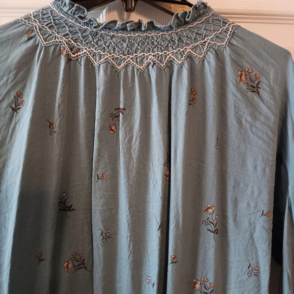 a.n.a Womens Chambray Peasant Button Front Blouse Shirt - Picture 7 of 9